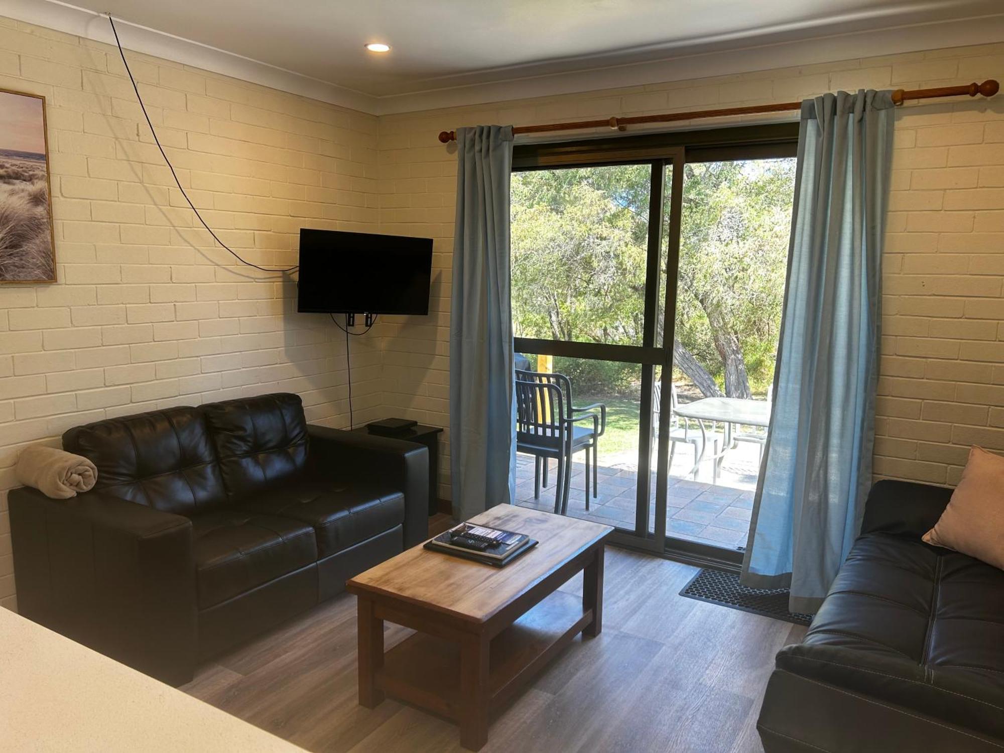 Emu Beach Chalets Όλμπανι Εξωτερικό φωτογραφία